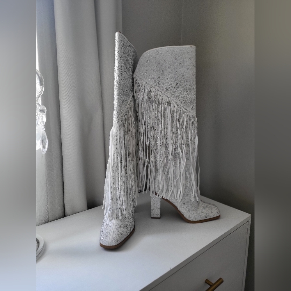 Jessica Simpson White Fringe Heeled Boots